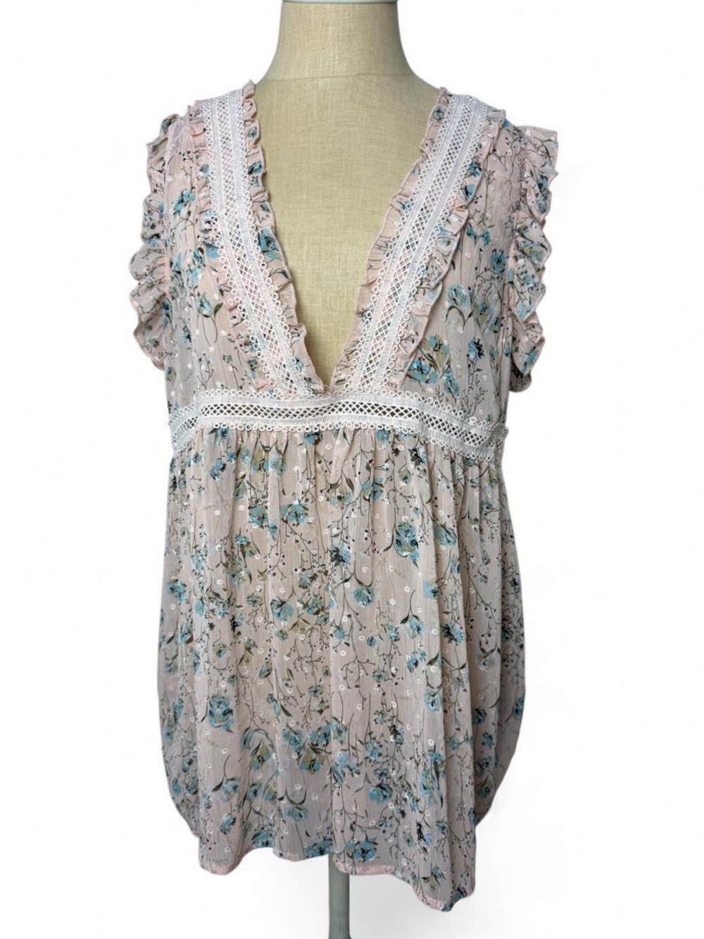 POL Coquette Oversized Semi Sheer Floral Lace Top